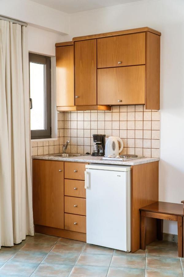 Sunrise Suites & Apartments Kalyves Ngoại thất bức ảnh