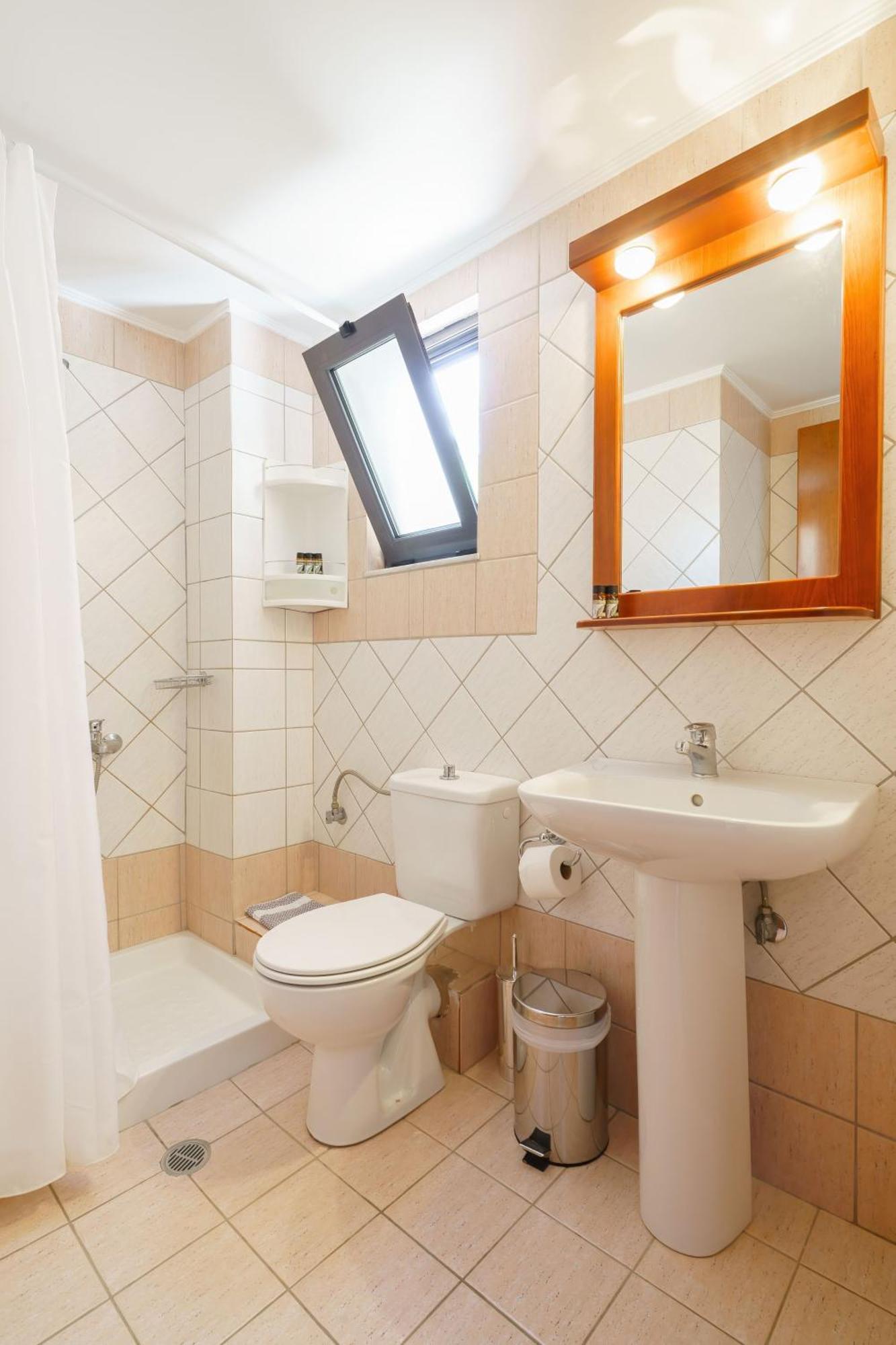 Sunrise Suites & Apartments Kalyves Phòng bức ảnh